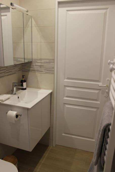 Appartement Idealement Situe Proche Disneyland Et Paris Lagny Extérieur photo